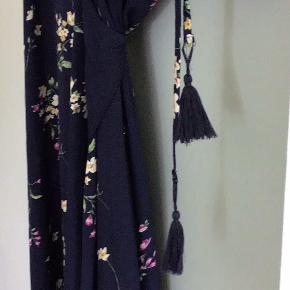 NWT 12 High Low MIDI Dress Navy MIDI Dress Ditsy Floral from Missguided - Picture 11 of 14